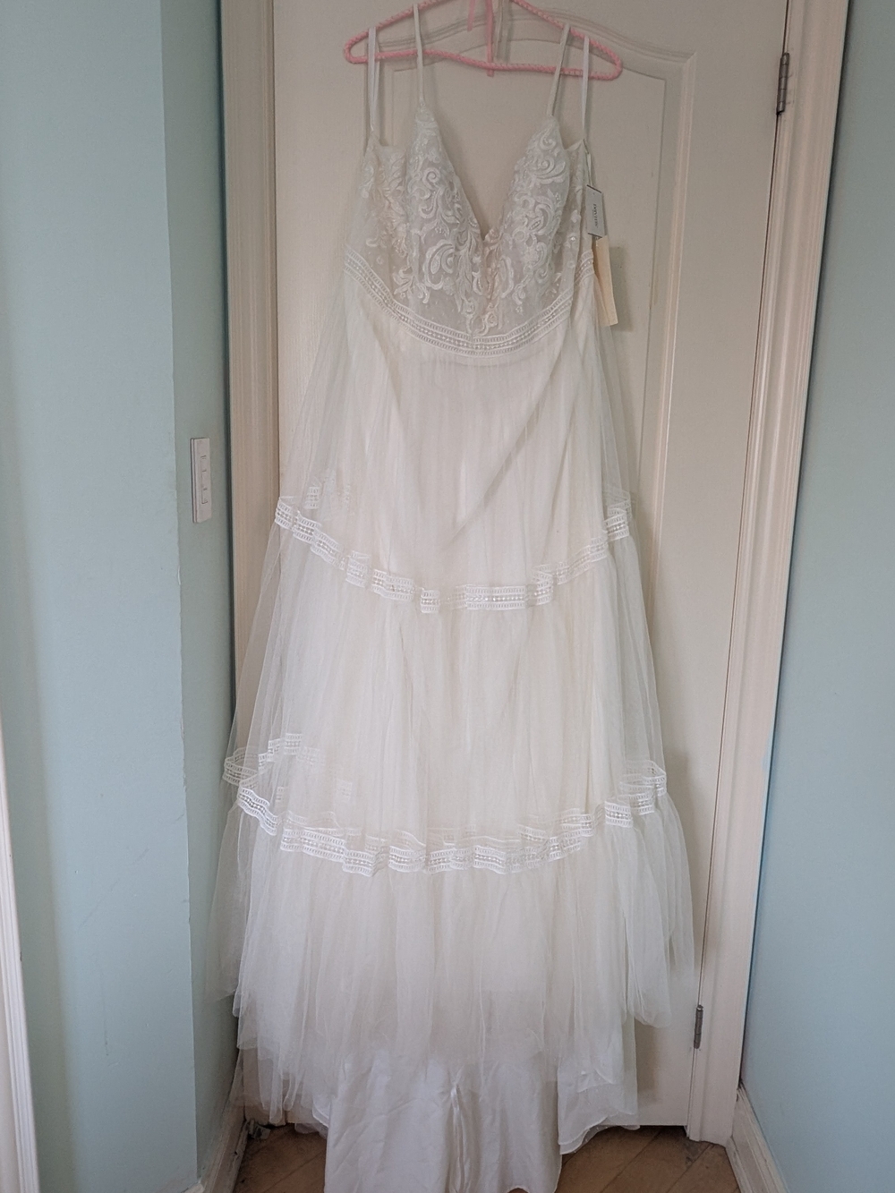 Ivory Lace Bodice Tulle Chemise Wedding Dress